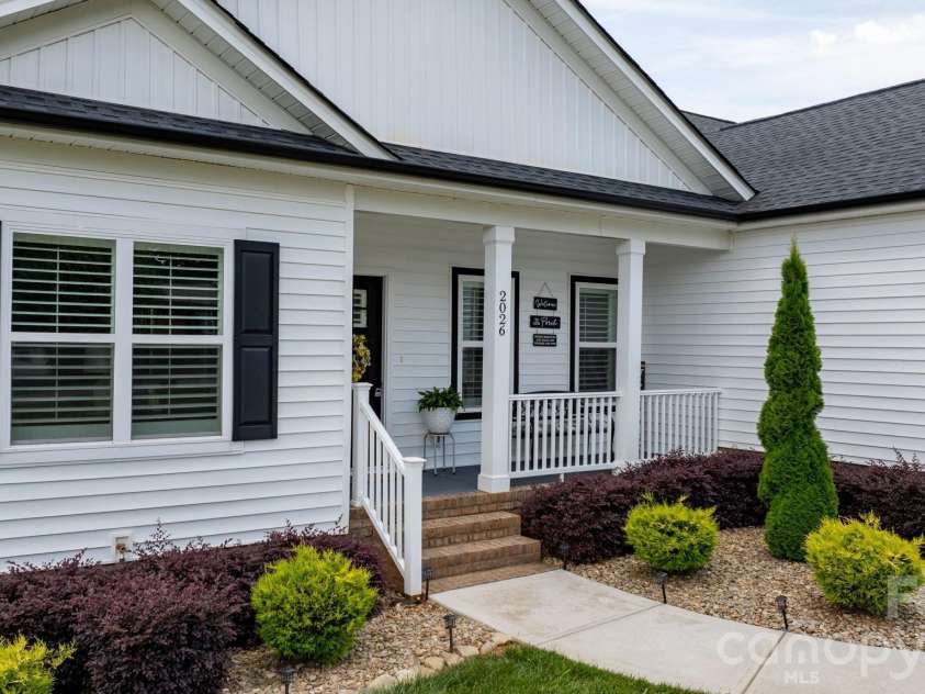 2026 Crestdale Lane, Newton, NC 28658.  MLS# CAR4395629, YatesRealty ID 31546. 
