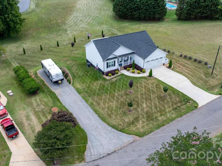 2026 Crestdale Lane, Newton, NC 28658.  MLS# CAR4395629, YatesRealty ID 31546. 
