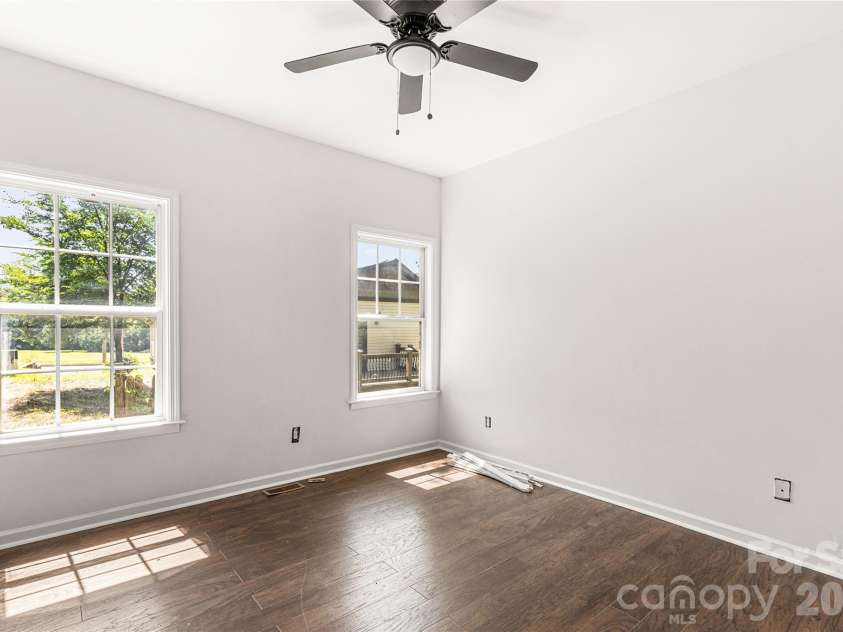 668 Izard Street, Rock Hill, SC 29730.  MLS# CAR4395294, YatesRealty ID 31547. 