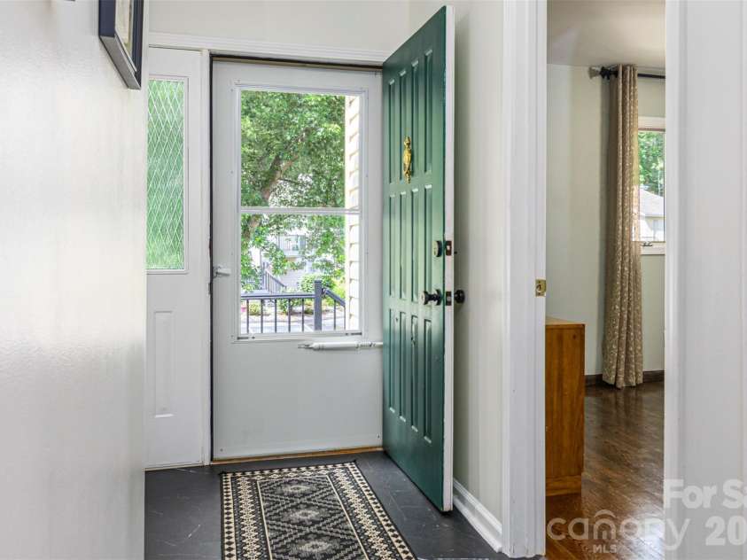 461 Britton Creek Drive, Hendersonville, NC 28791.  MLS# CAR4395231, YatesRealty ID 31549. 