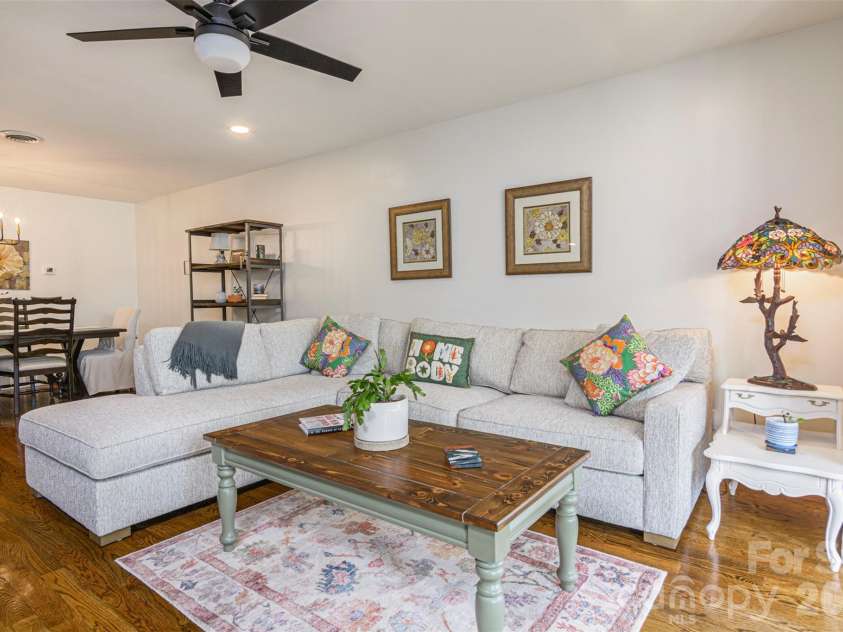 461 Britton Creek Drive, Hendersonville, NC 28791.  MLS# CAR4395231, YatesRealty ID 31549. 