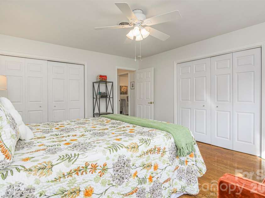 461 Britton Creek Drive, Hendersonville, NC 28791.  MLS# CAR4395231, YatesRealty ID 31549. 