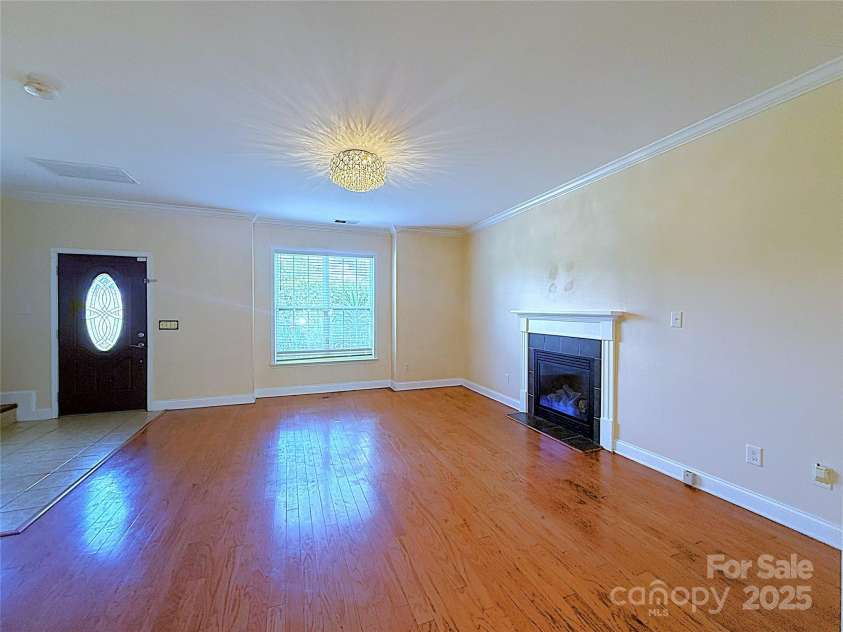 9718 E W T HARRIS Boulevard, Charlotte, NC 28227.  MLS# CAR4280306, YatesRealty ID 31549. 