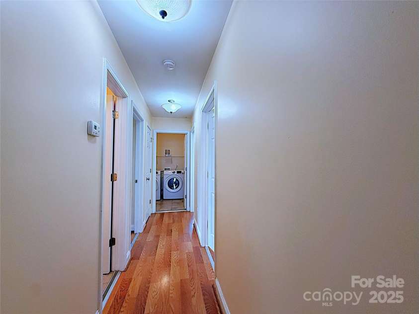 9718 E W T HARRIS Boulevard, Charlotte, NC 28227.  MLS# CAR4280306, YatesRealty ID 31549. 
