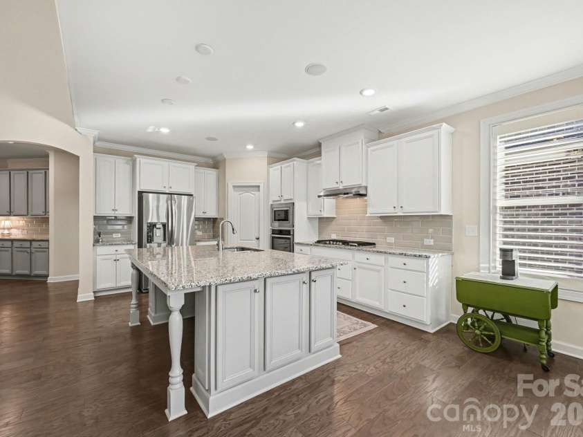 127 Smithfield Drive, Charlotte, NC 28270.  MLS# CAR4353148, YatesRealty ID 3155. 