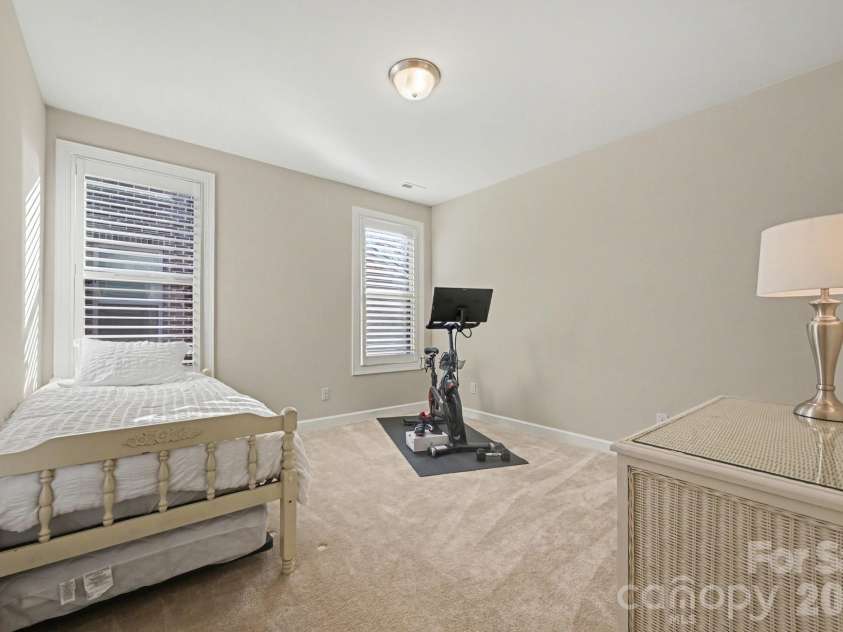 127 Smithfield Drive, Charlotte, NC 28270.  MLS# CAR4353148, YatesRealty ID 3155. 