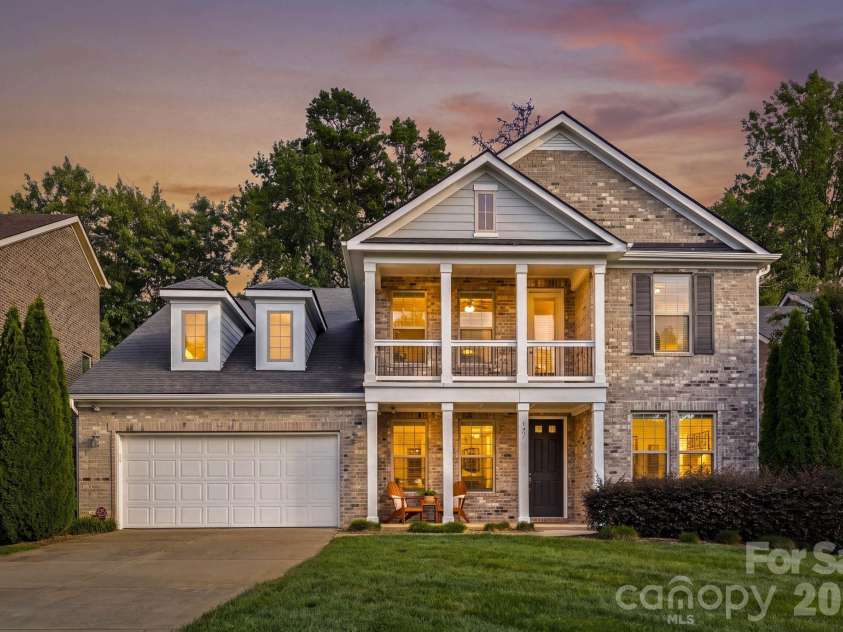 127 Smithfield Drive, Charlotte, NC 28270.  MLS# CAR4414064, YatesRealty ID 3155. 