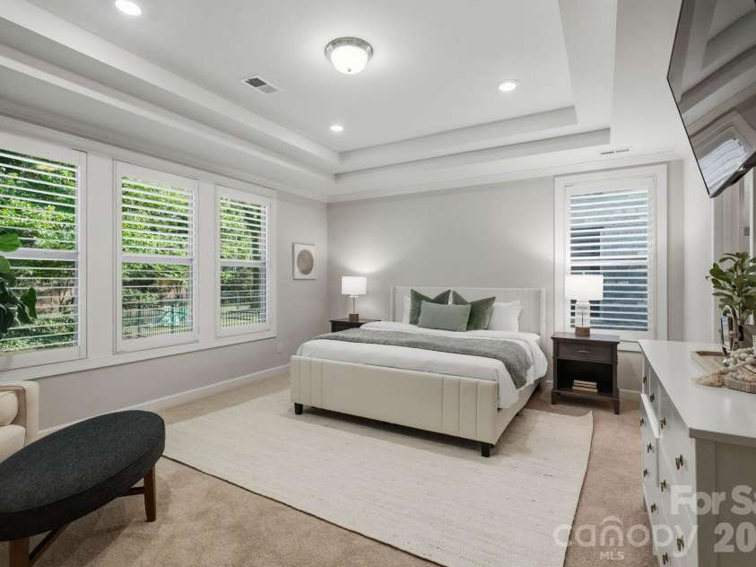127 Smithfield Drive, Charlotte, NC 28270.  MLS# CAR4414064, YatesRealty ID 3155. 