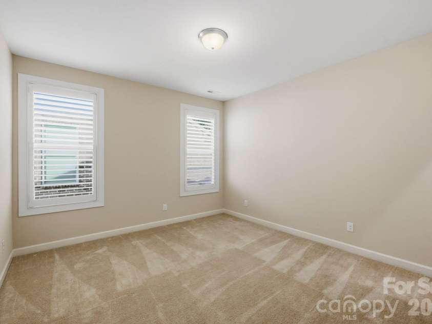 127 Smithfield Drive, Charlotte, NC 28270.  MLS# CAR4414064, YatesRealty ID 3155. 