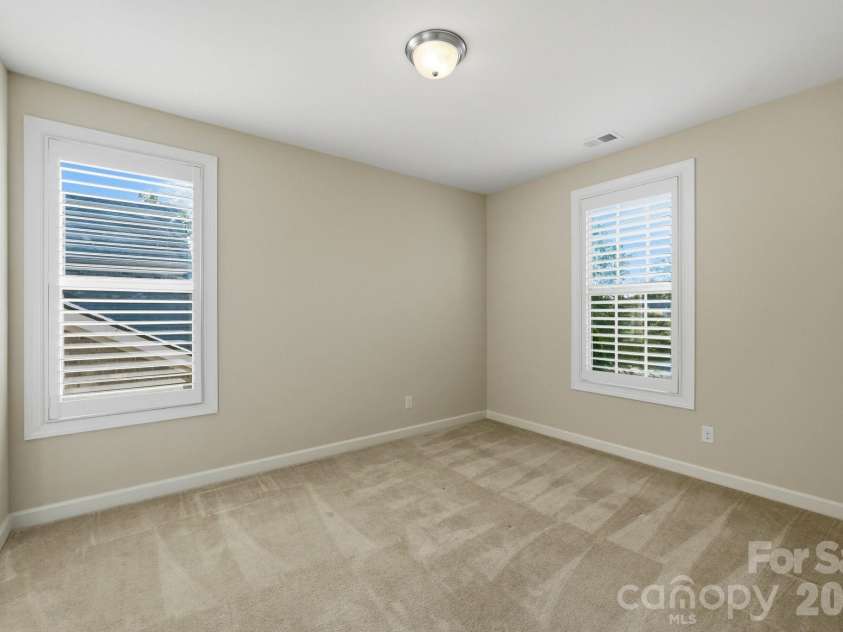 127 Smithfield Drive, Charlotte, NC 28270.  MLS# CAR4414064, YatesRealty ID 3155. 
