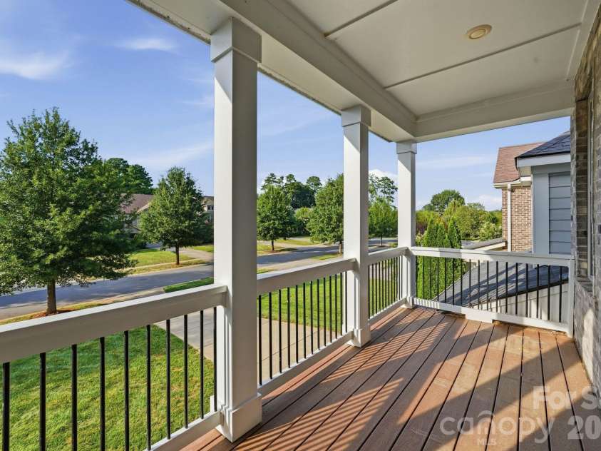 127 Smithfield Drive, Charlotte, NC 28270.  MLS# CAR4414064, YatesRealty ID 3155. 