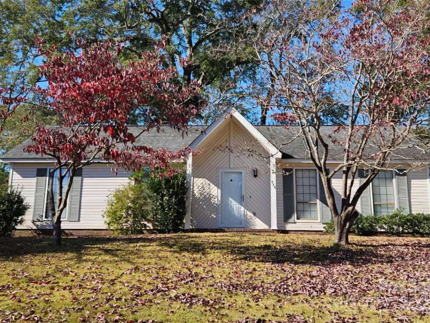 526 Hillcrest Drive, North Augusta, SC 29841.  MLS# CAR4326802, YatesRealty ID 3155. 