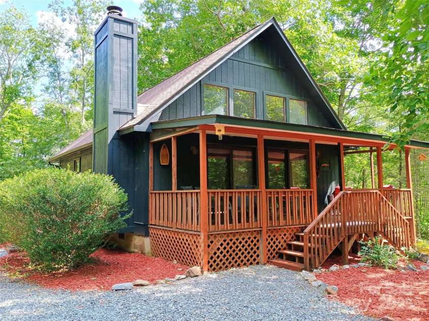 637 Raven Boulevard, Lake Lure, NC 28746.  MLS# CAR4280848, YatesRealty ID 31551. 