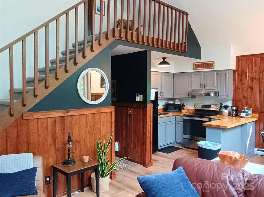 637 Raven Boulevard, Lake Lure, NC 28746.  MLS# CAR4280848, YatesRealty ID 31551. 