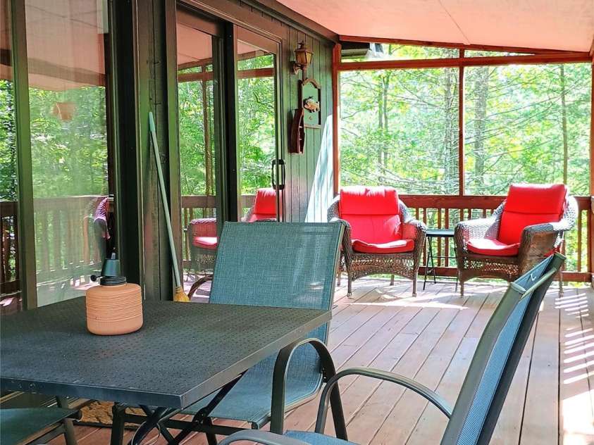 637 Raven Boulevard, Lake Lure, NC 28746.  MLS# CAR4280848, YatesRealty ID 31551. 