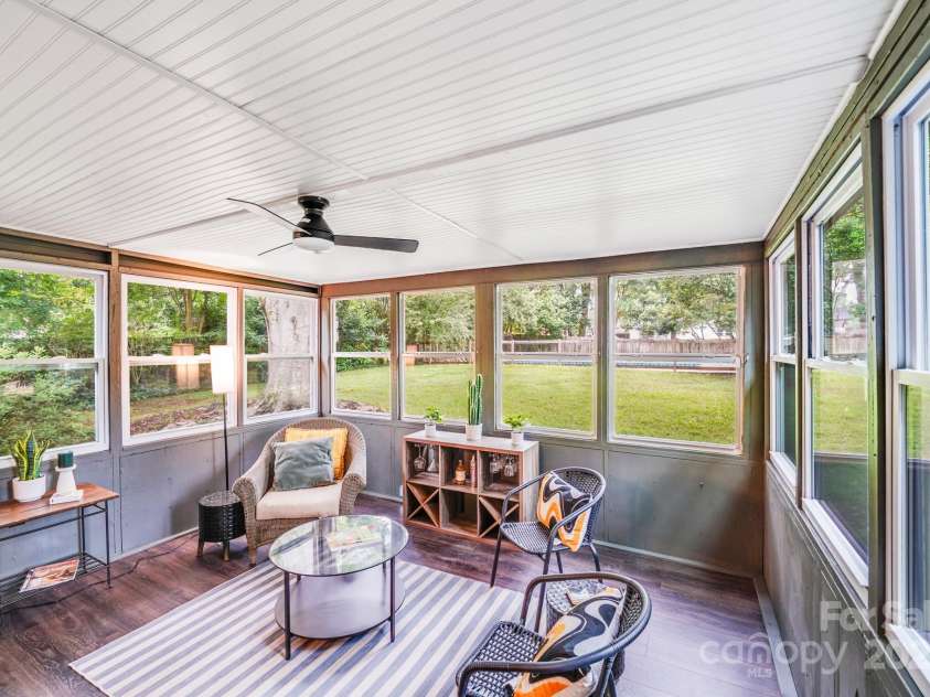 6832 April Lane, Charlotte, NC 28215.  MLS# CAR4289704, YatesRealty ID 31552. 