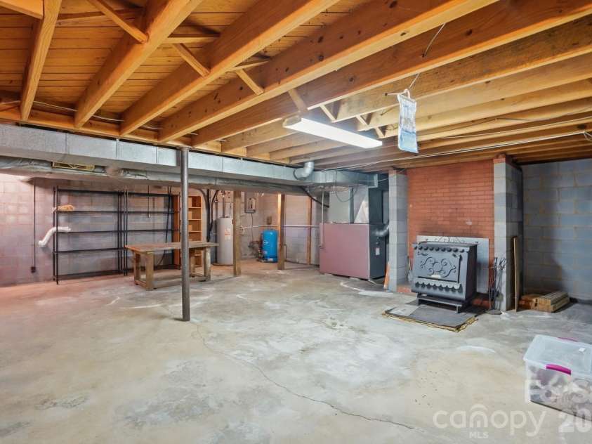 14050 Cabarrus Station Road, Midland, NC 28107.  MLS# CAR4371768, YatesRealty ID 31553. 