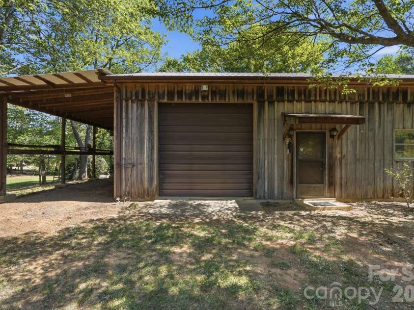 14050 Cabarrus Station Road, Midland, NC 28107.  MLS# CAR4371768, YatesRealty ID 31553. 