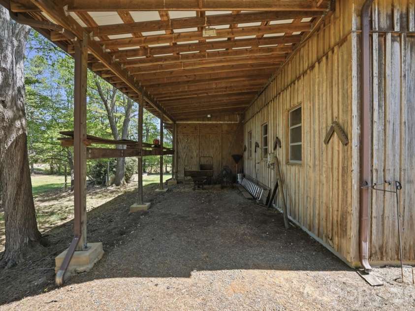 14050 Cabarrus Station Road, Midland, NC 28107.  MLS# CAR4371768, YatesRealty ID 31553. 