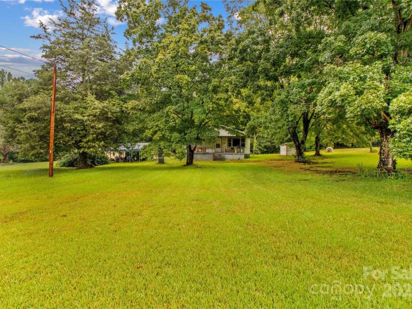 1425 King Road, Salisbury, NC 28146.  MLS# CAR4288414, YatesRealty ID 31554. 