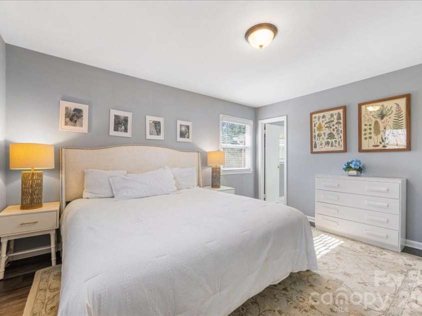 4914 Glenbrier Drive, Charlotte, NC 28212.  MLS# CAR4384998, YatesRealty ID 31554. Primary BR
