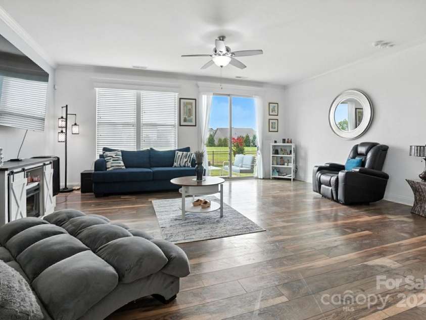 2026 Union Grove Lane, Indian Trail, NC 28079.  MLS# CAR4278119, YatesRealty ID 31555. Family Room