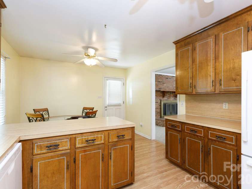 2250 Terrell Place, Rock Hill, SC 29732.  MLS# CAR4393727, YatesRealty ID 31556. 