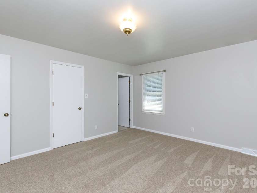2250 Terrell Place, Rock Hill, SC 29732.  MLS# CAR4393727, YatesRealty ID 31556. 