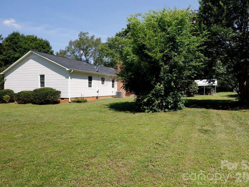 2250 Terrell Place, Rock Hill, SC 29732.  MLS# CAR4393727, YatesRealty ID 31556. 