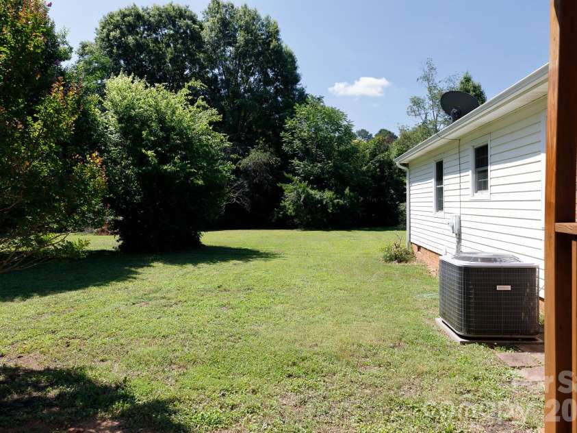 2250 Terrell Place, Rock Hill, SC 29732.  MLS# CAR4393727, YatesRealty ID 31556. 