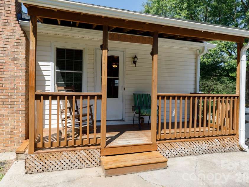 2250 Terrell Place, Rock Hill, SC 29732.  MLS# CAR4393727, YatesRealty ID 31556. 