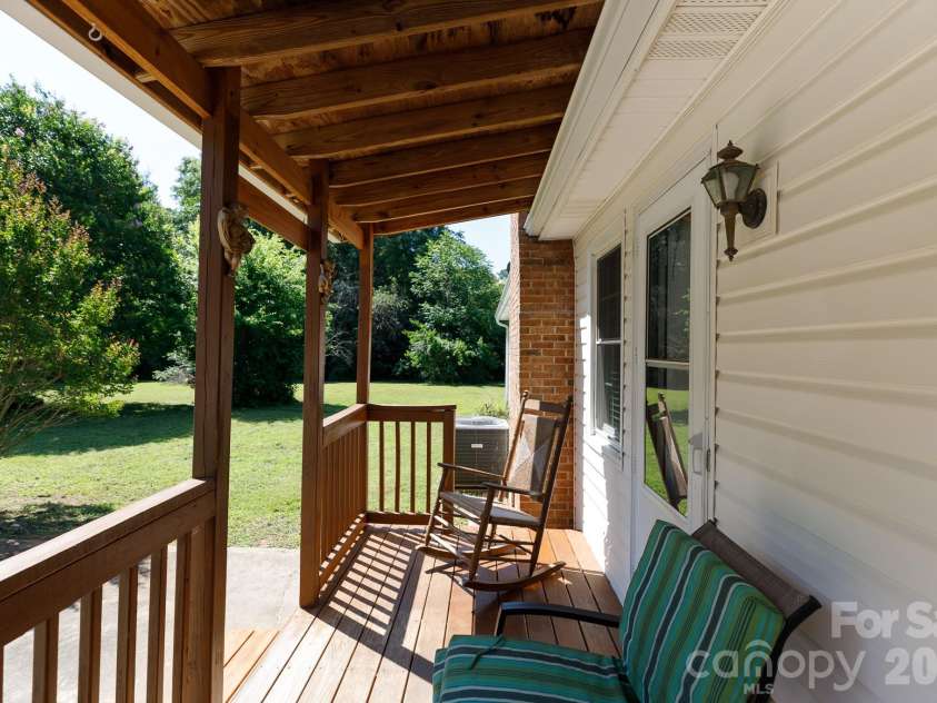 2250 Terrell Place, Rock Hill, SC 29732.  MLS# CAR4393727, YatesRealty ID 31556. 