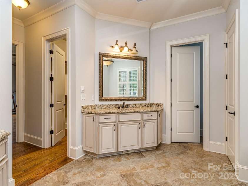 1377 Shinnecock Lane, Fort Mill, SC 29707.  MLS# CAR4273479, YatesRealty ID 31557. 