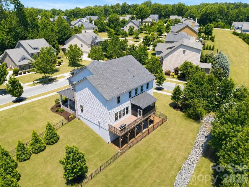 16306 Nicodemus Lane, Huntersville, NC 28078.  MLS# CAR4386004, YatesRealty ID 31557. 