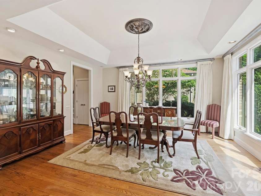 3301 Providence Plantation Lane, Charlotte, NC 28270.  MLS# CAR4379817, YatesRealty ID 31558. Dining room