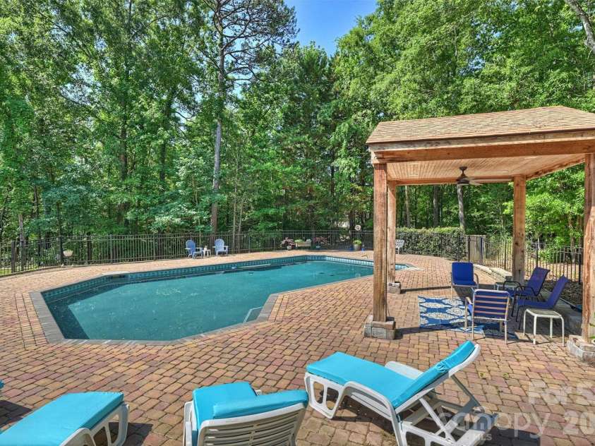 3301 Providence Plantation Lane, Charlotte, NC 28270.  MLS# CAR4379817, YatesRealty ID 31558. Pool and sun deck