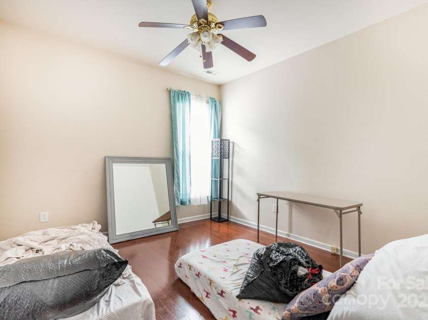 306 Nance Road, Charlotte, NC 28214.  MLS# CAR4240318, YatesRealty ID 31559. 