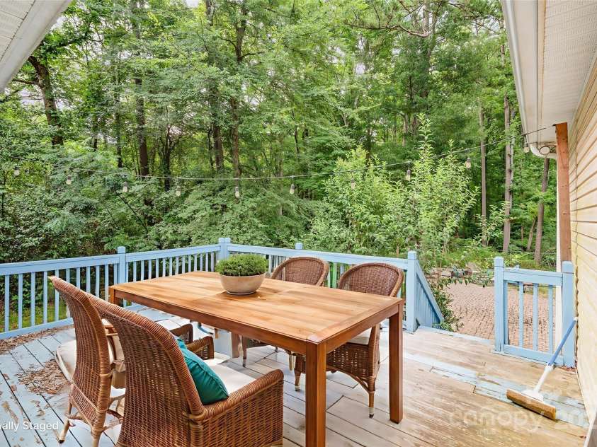 306 Nance Road, Charlotte, NC 28214.  MLS# CAR4240318, YatesRealty ID 31559. Virtually Staged