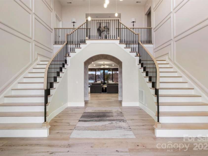 17235 Connor Quay Court, Cornelius, NC 28031.  MLS# CAR4291323, YatesRealty ID 3156. Foyer 