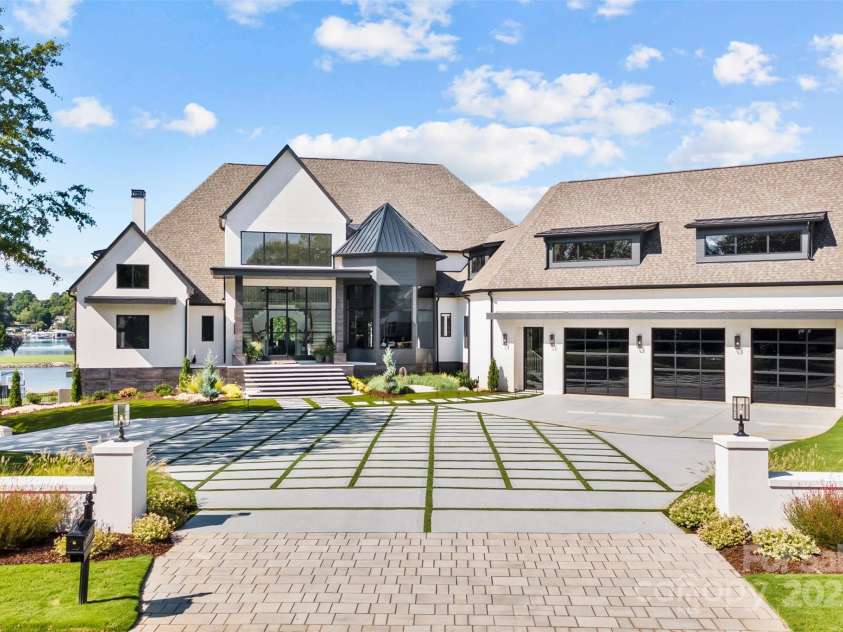 17235 Connor Quay Court, Cornelius, NC 28031.  MLS# CAR4291323, YatesRealty ID 3156. Front Elevation 