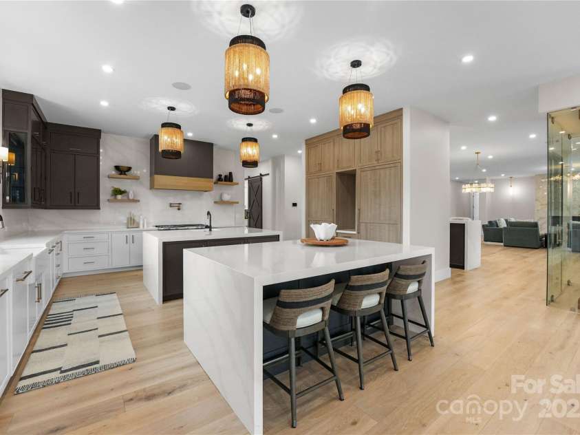 17235 Connor Quay Court, Cornelius, NC 28031.  MLS# CAR4291323, YatesRealty ID 3156. Kitchen