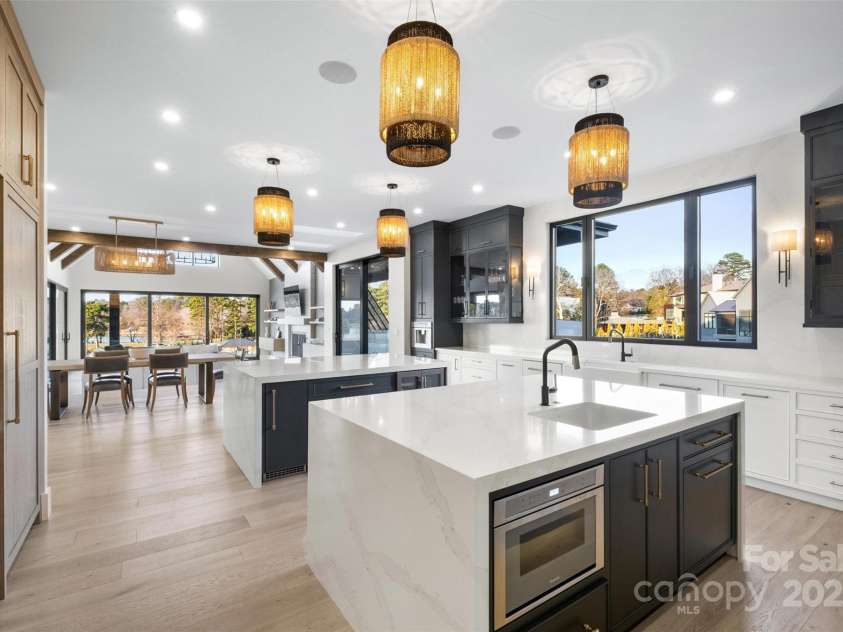 17235 Connor Quay Court, Cornelius, NC 28031.  MLS# CAR4291323, YatesRealty ID 3156. Kitchen 