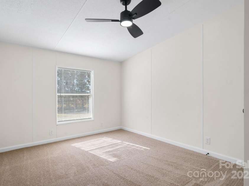 1841 Ellick Drive, Newton, NC 28658.  MLS# CAR4228469, YatesRealty ID 3156. 