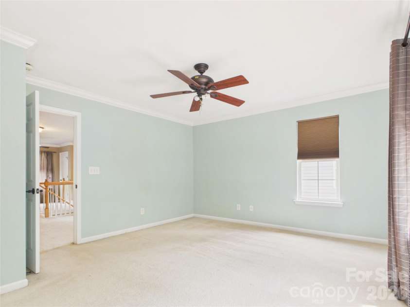11753 Coddington Ridge Drive, Charlotte, NC 28214.  MLS# CAR4390769, YatesRealty ID 31560. 