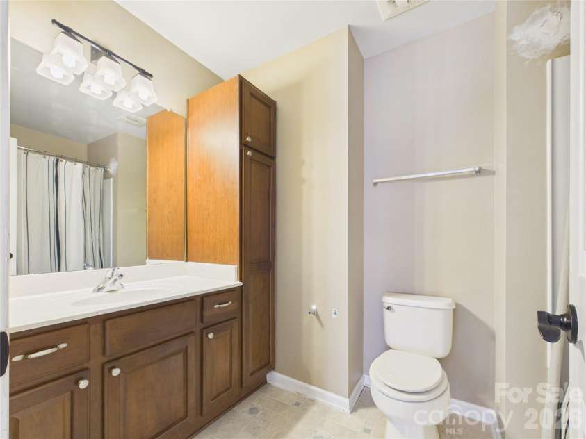 11753 Coddington Ridge Drive, Charlotte, NC 28214.  MLS# CAR4390769, YatesRealty ID 31560. 