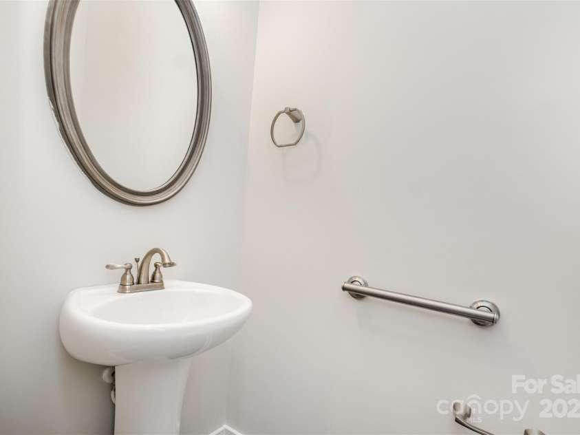 125 Capital Avenue, Mooresville, NC 28117.  MLS# CAR4280467, YatesRealty ID 31560. 