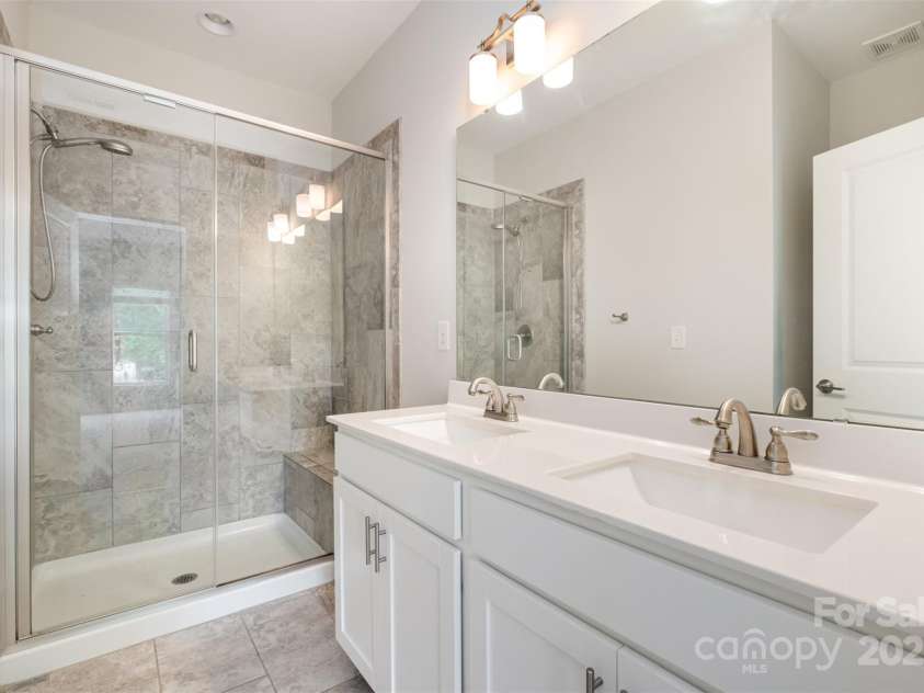 125 Capital Avenue, Mooresville, NC 28117.  MLS# CAR4280467, YatesRealty ID 31560. 