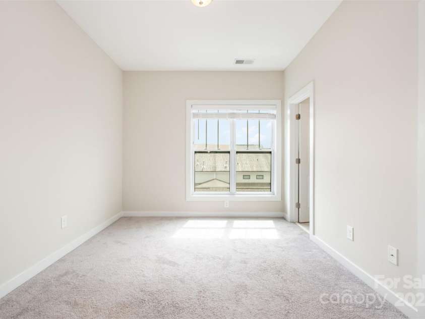 125 Capital Avenue, Mooresville, NC 28117.  MLS# CAR4280467, YatesRealty ID 31560. 