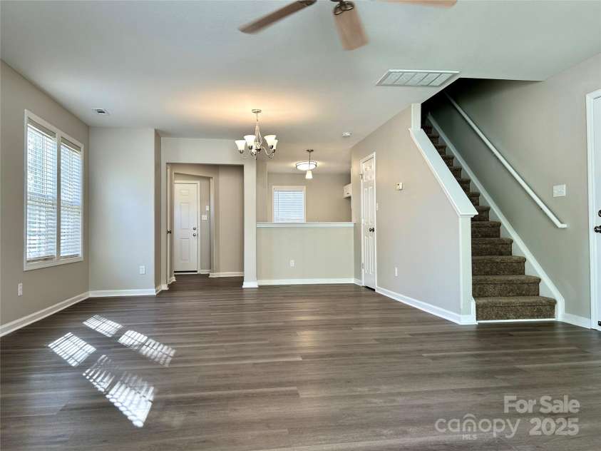 7702 Brisbane Court, Charlotte, NC 28215.  MLS# CAR4223141, YatesRealty ID 31561. 