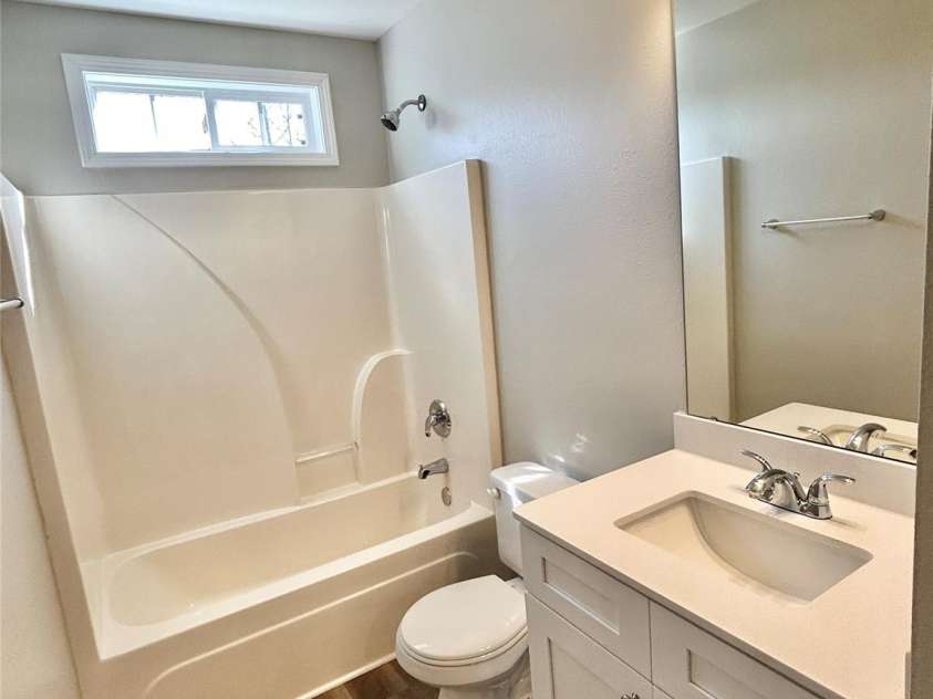 7702 Brisbane Court, Charlotte, NC 28215.  MLS# CAR4223141, YatesRealty ID 31561. 